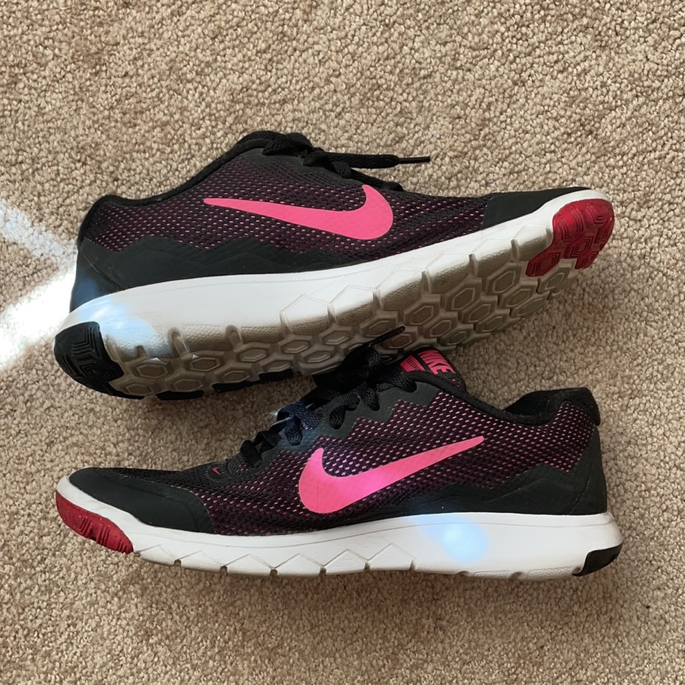 Women’s Nike Sneakers